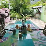 Chambre D\'Hotes Avec Piscine Petit Dejeuner Offert